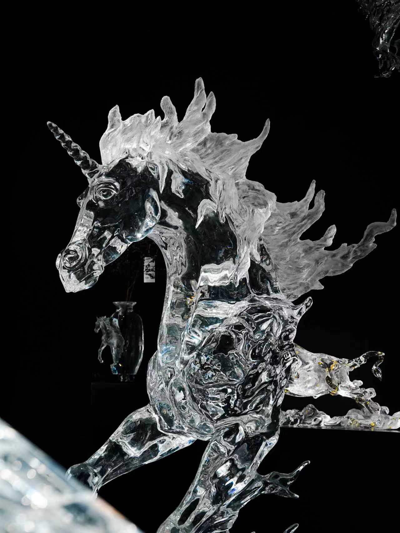 Crest Crystal Unicorn Sculpture 3 Side view of the large crystal and acrylic unicorn sculpture